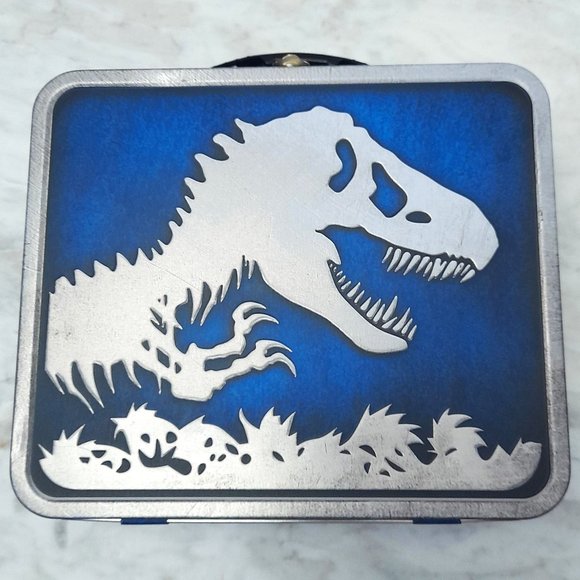 2015 Universal Studios Jurassic World Park Tin Metal Lunch Box Amblin - Picture 1 of 8
